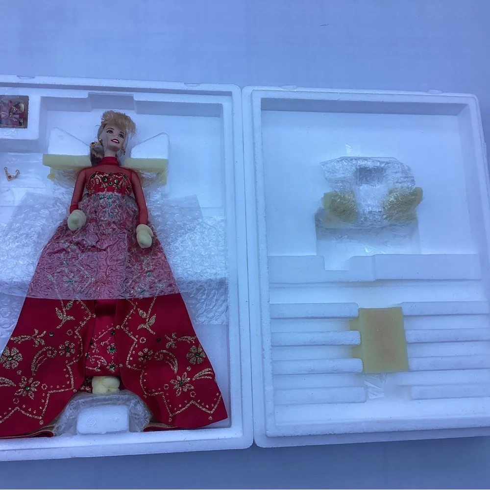 Holiday Gift Porcelain Barbie Collection #20128 Doll 1998 New in Box Christmas